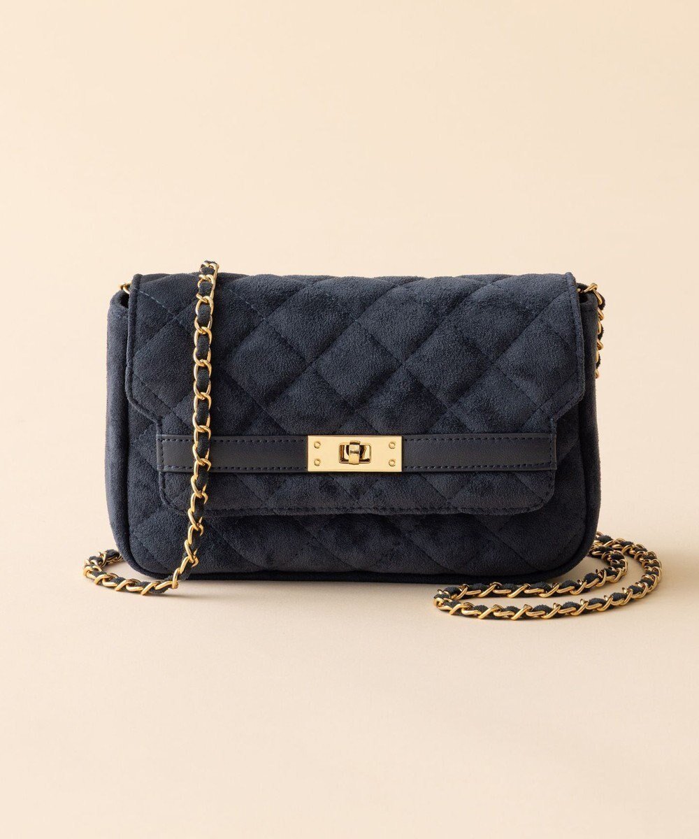 【23区/NIJYUSANKU】のスエード キルティング ショルダーバッグ インテリア・キッズ・メンズ・レディースファッション・服の通販 founy(ファニー) ファッション Fashion レディースファッション Fashion for Women バッグ Bags 2025年 2025 2025-2026秋冬・A/W Autumn/Winter 2025–26 AW25–26 おすすめ Recommended / Our Picks キルティング Quilted, Quilting ショルダー Shoulder, Shoulder Strap チェーン Chain, Chain Strap ベスト Vest, Waistcoat ポケット Pocket, Pocket Detail エレガント 上品 Elegant 財布 Wallet, Purse 軽量 Lightweight, Ultra Light ダルブルー系|ID: prp329100004600749 ipo3291000000035712628