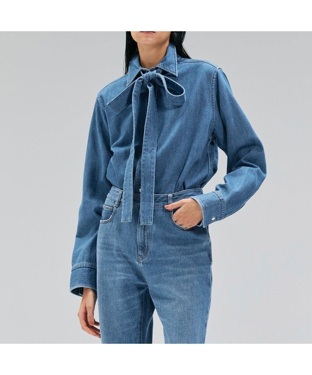【ベイジ,/BEIGE,】の【洗える】MARKEL / ボウタイ付きシャツカラーデニムシャツ インテリア・キッズ・メンズ・レディースファッション・服の通販 founy(ファニー) 　ファッション　Fashion　レディースファッション　Fashion for Women　トップス・カットソー　Cut & Sew Tops　シャツ・ブラウス・オフィスカジュアル　Elegant Blouses & Button-Ups　洗える　Machine Washable　クラシック　Classic, Timeless Style　デニム　Denim, Jeans Material　トレンド　Trend, Trending Now　フェミニン　Feminine, Girly　ベーシック　Basic, Essential　リボン　Ribbon, Bow　ループ　Loop, Loop Knit　A/W・秋冬　Autumn/Winter　S/S・春夏　SS, Spring/Summer, Warm Season　夏　Summer　L.Indigo|ID: prp329100004600802 ipo3291000000032710510