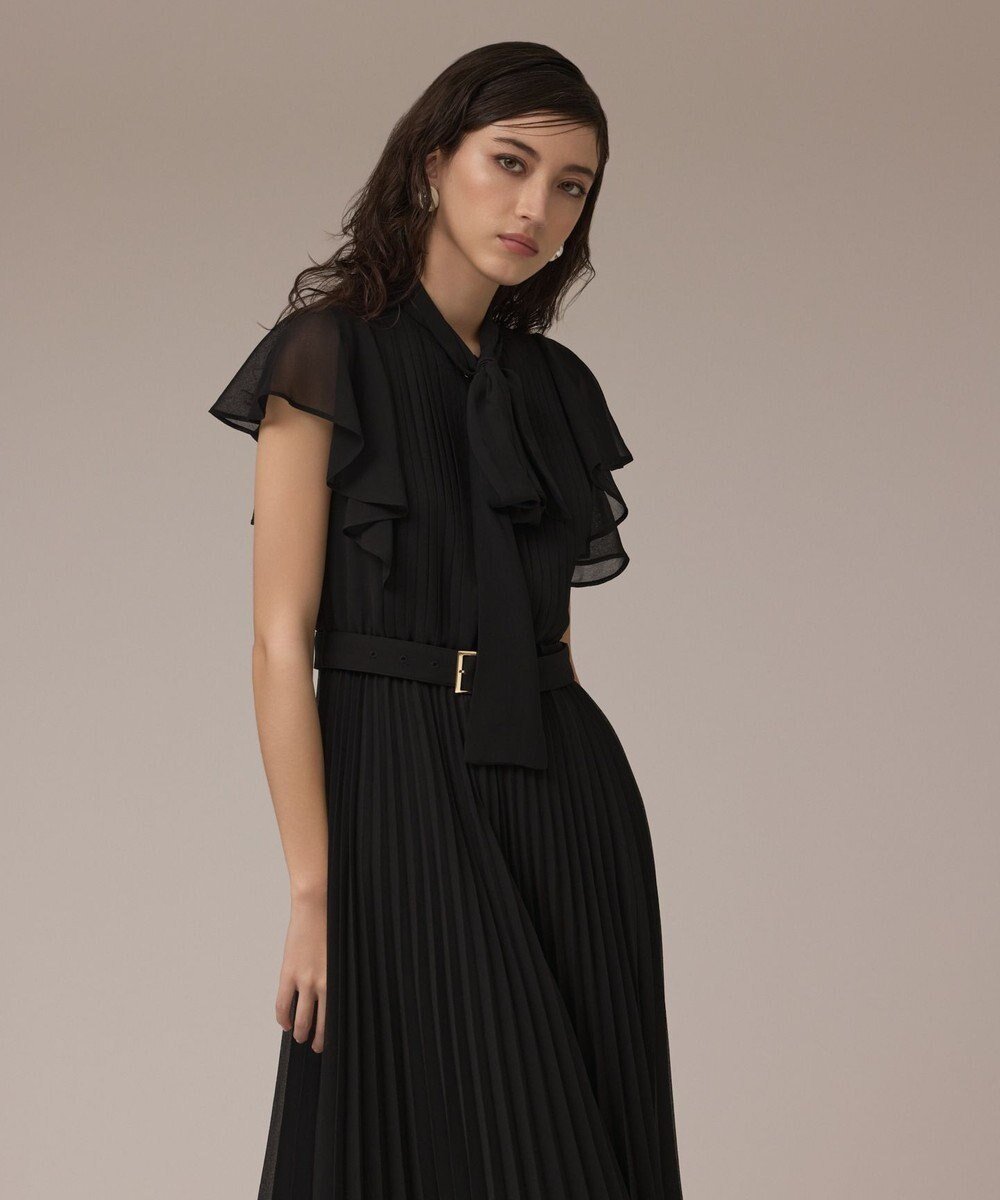 【グレース コンチネンタル/GRACE CONTINENTAL】のボウタイプリーツドレス インテリア・キッズ・メンズ・レディースファッション・服の通販 founy(ファニー) 　ファッション　Fashion　レディースファッション　Fashion for Women　ワンピース　Dresses　フォーマル・パーティードレス・結婚式用ドレス　Elegant & Casual Dresses　新作・新入荷　New Arrivals / New In　シフォン　Chiffon, Lightweight Fabric　ドレス　Dress, One-Piece　プリーツ　Pleats, Pleated　夏　Summer　春　Spring　S/S・春夏　SS, Spring/Summer, Warm Season　ブラック|ID: prp329100004602136 ipo3291000000032721574