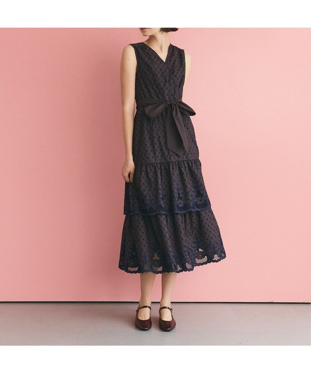 【グレース コンチネンタル/GRACE CONTINENTAL】のカットワークembドレス インテリア・キッズ・メンズ・レディースファッション・服の通販 founy(ファニー) 　ファッション　Fashion　レディースファッション　Fashion for Women　ワンピース　Dresses　フォーマル・パーティードレス・結婚式用ドレス　Elegant & Casual Dresses　新作・新入荷　New Arrivals / New In　スカラップ　Scallop, Scalloped Edge　ティアード　Tiered, Tiered Style　ドレス　Dress, One-Piece　リボン　Ribbon, Bow　ワーク　Workwear, Utility Style　夏　Summer　春　Spring　S/S・春夏　SS, Spring/Summer, Warm Season　ブラウン|ID: prp329100004602146 ipo3291000000032721634