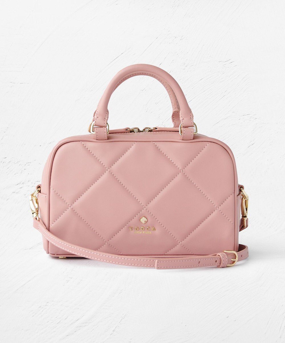 【トッカ/TOCCA】のOREILLER BAG ミニボストンバッグ インテリア・キッズ・メンズ・レディースファッション・服の通販 founy(ファニー) 　ファッション　Fashion　レディースファッション　Fashion for Women　バッグ　Bags　アクセサリー　Fashion Accessories　キルト　Quilt, Quilted Fabric　コンパクト　Compact, Small Size　ジップ　Zip, Zipper　スマホ　Smartphone, Mobile Device　財布　Wallet, Purse　トレンド　Trend, Trending Now　フォルム　Silhouette, Form　ボストンバッグ　Boston Bag, Retro Bag　ポケット　Pocket, Pocket Detail　モダン　Modern, Contemporary　リボン　Ribbon, Bow　リュクス　Luxury, Elegant, High-End, Chic　A/W・秋冬　Autumn/Winter　冬　Winter / This Winter　新作・新入荷　New Arrivals / New In　ピンク系|ID: prp329100004602180 ipo3291000000032721848