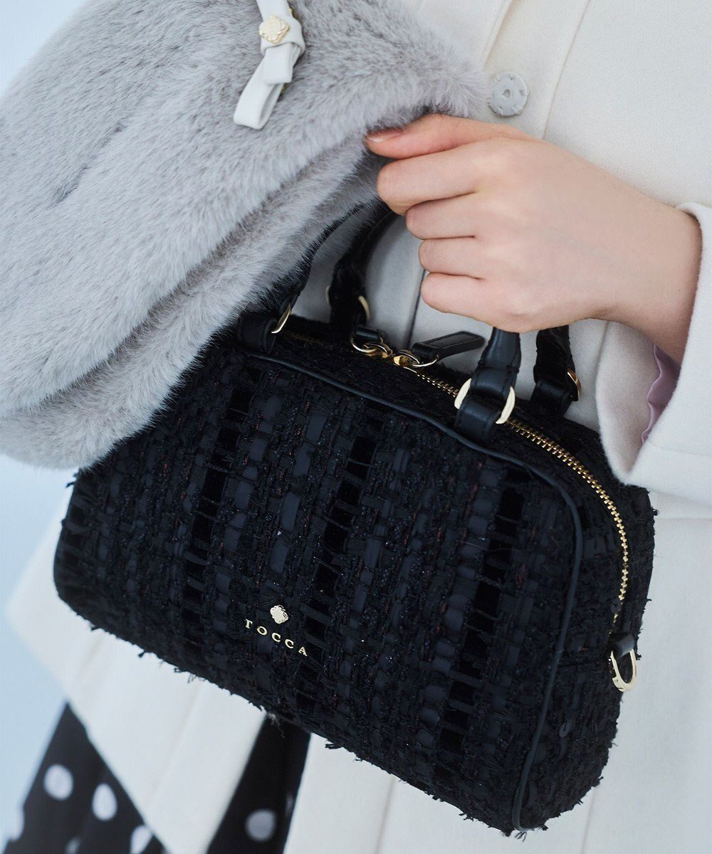 【トッカ/TOCCA】の【美人百花掲載】OREILLER BAG ミニボストンバッグ インテリア・キッズ・メンズ・レディースファッション・服の通販 founy(ファニー) 雑誌掲載アイテム Magazine Picks & Fashion Features ファッション雑誌 Fashion Magazines ビジンヒャッカ 美人百花 ファッション Fashion レディースファッション Fashion for Women バッグ Bags アクセサリー Fashion Accessories キルト Quilt, Quilted Fabric コンパクト Compact, Small Size ジップ Zip, Zipper スマホ Smartphone, Mobile Device 財布 Wallet, Purse 雑誌 Magazine, Fashion Magazine トレンド Trend, Trending Now フォルム Silhouette, Form ボストンバッグ Boston Bag, Retro Bag ポケット Pocket, Pocket Detail モダン Modern, Contemporary リボン Ribbon, Bow リュクス Luxury, Elegant, High-End, Chic A/W・秋冬 Autumn/Winter 冬 Winter / This Winter ブラック系5|ID: prp329100004602180 ipo3291000000034349949