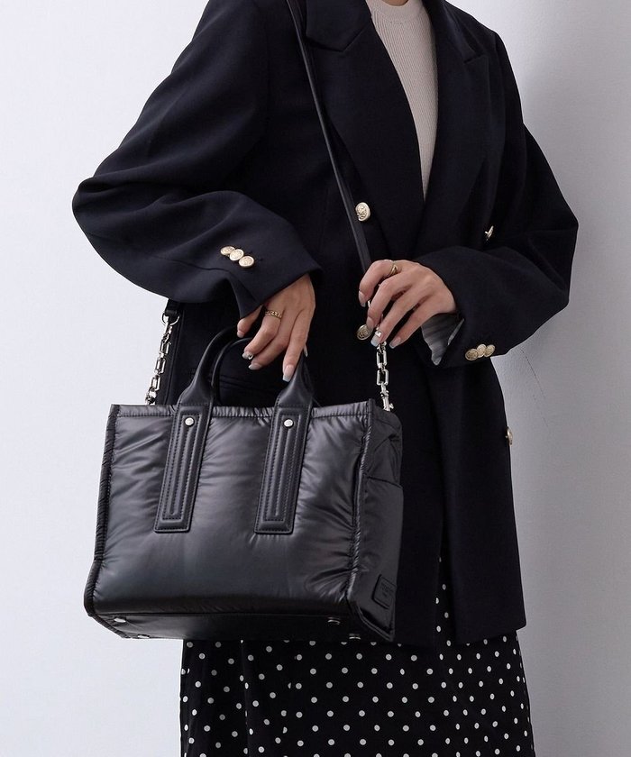 【トプカピ/TOPKAPI】の【TREASURE TOPKAPI】メタリック パデット ショルダー付 トートバッグ インテリア・キッズ・メンズ・レディースファッション・服の通販 founy(ファニー) https://founy.com/ ファッション Fashion レディースファッション Fashion for Women バッグ Bags ショルダー Shoulder, Shoulder Strap スクエア Square, Square Shape スマート Smart, Elegant フォルム Silhouette, Form ベーシック Basic, Essential ポケット Pocket, Pocket Detail A/W・秋冬 Autumn/Winter |ID: prp329100004602944 ipo3291000000032733871