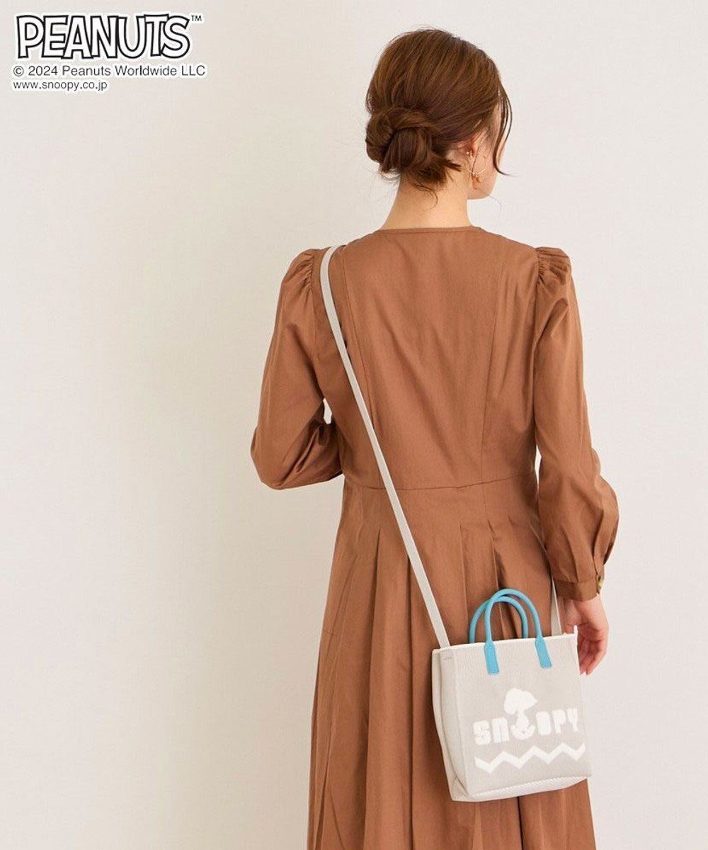 【ルートート/ROOTOTE】の8585【スヌーピー】IP.スクエア.シリコンハンドル.ピーナッツ-9E 人気、トレンドファッション・服の通販 founy(ファニー) 　ファッション　Fashion　レディースファッション　Fashion for Women　カメラ　Camera Accessories　軽量　Lightweight, Ultra Light　ショルダー　Shoulder, Shoulder Strap　シリコン　Silicone, Silicone Material　スクエア　Square, Square Shape　スマホ　Smartphone, Mobile Device　財布　Wallet, Purse　ポケット　Pocket, Pocket Detail　ポーチ　Pouch, Small Case　ワンポイント　One Point, Statement Accent　新作・新入荷　New Arrivals / New In　 other-1|ID: prp329100004602947 ipo3291000000032733906