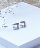 【ティアクラッセ/Tiaclasse】の【金属アレルギー対応】スクエアストーン養殖パールピアス シルバー|ID: prp329100004602963 ipo3291000000032734204