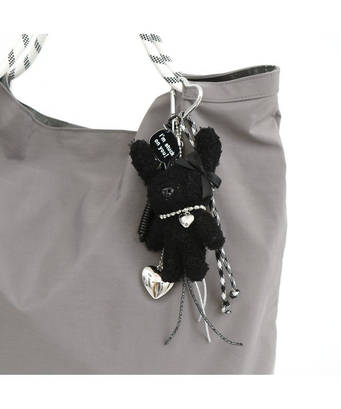 【アンビリオン/UNBILLION】のカシュカシュ cachecache / クマハートカラビナチャーム インテリア・キッズ・メンズ・レディースファッション・服の通販 founy(ファニー) https://founy.com/ ファッション Fashion レディースファッション Fashion for Women ミニ財布・二つ折り財布 Wallets & Card Cases カラフル Colorful Design キーホルダー Keychain, Key Holder 財布 Wallet, Purse チャーム Charm, Pendant ハンド Hand, Handmade ミックス Mix, Mixed Style モチーフ Motif, Design Theme 再入荷 Restock / Back in Stock 新作・新入荷 New Arrivals / New In |ID: prp329100004603021 ipo3291000000032735032
