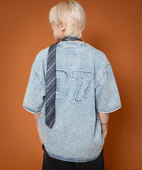【ウィゴー/WEGO】 【ユニセックス着用ITEM】ベースボールデニムグラフィックシャツ(SS)人気、トレンドファッション・服の通販 founy(ファニー) ファッション Fashion レディースファッション Fashion for Women トップス・カットソー Cut & Sew Tops シャツ・ブラウス・オフィスカジュアル Elegant Blouses & Button-Ups ヴィンテージ Vintage Style 春 Spring カーゴパンツ Cargo Pants, Utility Pants グラフィック Graphic, Graphic Design スポーツ Sports, Activewear スマホ Smartphone, Mobile Device ダメージ Distressed, Destroyed デニム Denim, Jeans Material トレンド Trend, Trending Now ハーフ Half, Half-Length フロント Front, Front Design 半袖 Short Sleeve, Half Sleeve レース Lace, Lace Fabric S/S・春夏 SS, Spring/Summer, Warm Season おすすめ Recommended / Our Picks 夏 Summer |ID:prp329100004603028