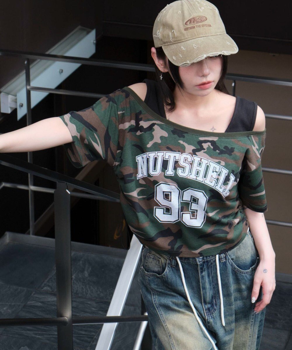 【ウィゴー/WEGO】のドッキングドロストショートT インテリア・キッズ・メンズ・レディースファッション・服の通販 founy(ファニー) 　ファッション　Fashion　レディースファッション　Fashion for Women　トップス・カットソー　Cut & Sew Tops　シャツ・ブラウス・オフィスカジュアル　Elegant Blouses & Button-Ups　ロングTシャツ・Tシャツ　Longline T-Shirts & Tees　カットソー・ベーシックTシャツ　Cut-and-Sewn Tops / Stretch Tees & Basics　新作・新入荷　New Arrivals / New In　カットソー　Cut and Sewn Top　ショルダー　Shoulder, Shoulder Strap　ショート　Short, Short Length　スマホ　Smartphone, Mobile Device　ドッキング　Docking, Mixed Material　半袖　Short Sleeve, Half Sleeve　夏　Summer　春　Spring　S/S・春夏　SS, Spring/Summer, Warm Season　柄1|ID: prp329100004603056 ipo3291000000032735389