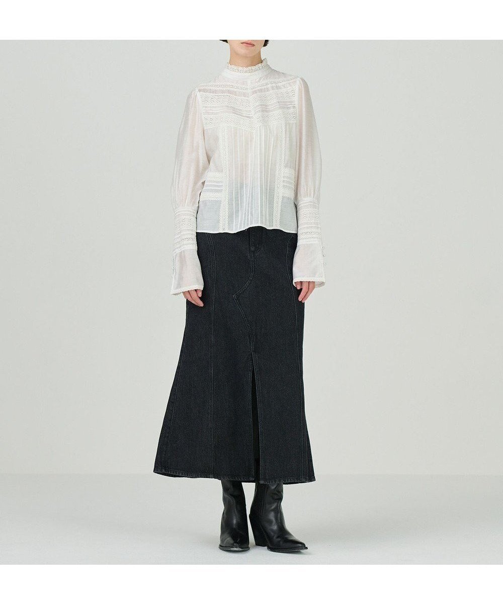 【グレース コンチネンタル/GRACE CONTINENTAL】のレースコンビハイネックトップ 人気、トレンドファッション・服の通販 founy(ファニー) ファッション Fashion レディースファッション Fashion for Women トップス・カットソー Cut & Sew Tops シャツ・ブラウス・オフィスカジュアル Elegant Blouses & Button-Ups ダウン Down, Puffer デニム Denim, Jeans Material トリミング Trimming, Decorative Edge ハイネック High Neck, Mock Neck ボトム Bottoms, Lower Wear レース Lace, Lace Fabric ワイド Wide, Wide Fit 夏 Summer S/S・春夏 SS, Spring/Summer, Warm Season A/W・秋冬 Autumn/Winter other-1|ID: prp329100004604702 ipo3291000000033680784