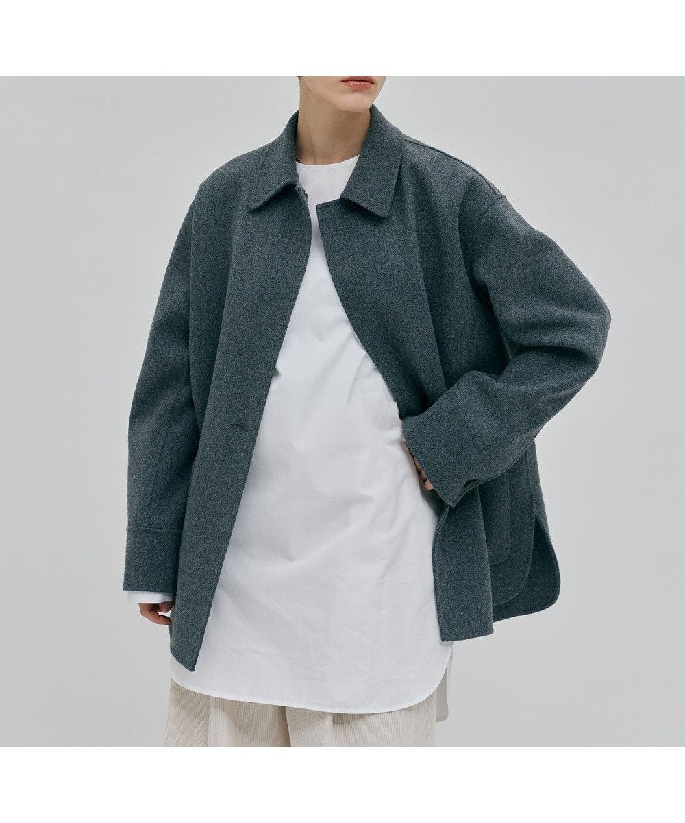 【ベイジ,/BEIGE,】の【クロワッサン No.1127 掲載】GRASSE / ステンカラーリバーショートコート インテリア・キッズ・メンズ・レディースファッション・服の通販 founy(ファニー) 　ファッション　Fashion　レディースファッション　Fashion for Women　アウター　Coat / Outerwear Collection　コート・ロングコート・ピーコート　Long Coats, Peacoats & More　レディースジャケット・軽アウター　Jackets　エレガント 上品　Elegant　クラシカル　Classical, Vintage-Inspired　グラス　Glass, Eyewear　コンパクト　Compact, Small Size　ショルダー　Shoulder, Shoulder Strap　ショート　Short, Short Length　ジャケット　Jacket, Outerwear　雑誌　Magazine, Fashion Magazine　ドロップ　Drop Shoulder, Dropped Style　ロング　Long, Long-Length　A/W・秋冬　Autumn/Winter　おすすめ　Recommended / Our Picks　Md Gray|ID: prp329100004604812 ipo3291000000033682491