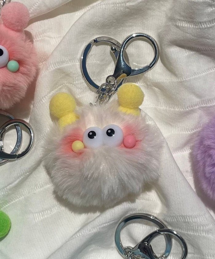 【ウィゴー/WEGO】のミニおめかしモンスターぬいぐるみキーホルダー インテリア・キッズ・メンズ・レディースファッション・服の通販 founy(ファニー) https://founy.com/ ファッション Fashion レディースファッション Fashion for Women ミニ財布・二つ折り財布 Wallets & Card Cases キーホルダー Keychain, Key Holder スマホ Smartphone, Mobile Device 財布 Wallet, Purse |ID: prp329100004604988 ipo3291000000033300150