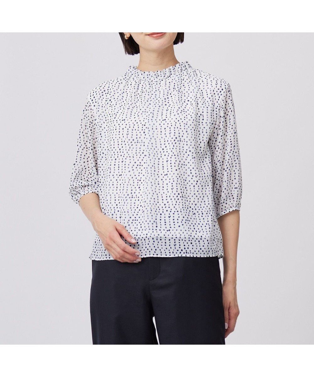 【ジェイ プレス/J.PRESS】の【洗える】hand drawn dots ボトルネック カットソー インテリア・キッズ・メンズ・レディースファッション・服の通販 founy(ファニー) 　ファッション　Fashion　レディースファッション　Fashion for Women　トップス・カットソー　Cut & Sew Tops　シャツ・ブラウス・オフィスカジュアル　Elegant Blouses & Button-Ups　ロングTシャツ・Tシャツ　Longline T-Shirts & Tees　カットソー・ベーシックTシャツ　Cut-and-Sewn Tops / Stretch Tees & Basics　カットソー　Cut and Sewn Top　シンプル　Simple, Minimal　ドレープ　Drape, Draping Fabric　プリント　Print, Printed Pattern　ボトルネック　Bottle Neck, Mock Neck　ランダム　Random, Irregular　夏　Summer　春　Spring　S/S・春夏　SS, Spring/Summer, Warm Season　洗える　Machine Washable　ホワイトベース系|ID: prp329100004605421 ipo3291000000033542264