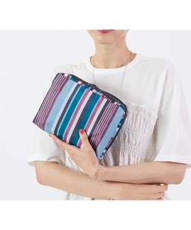 【レスポートサック/LeSportsac】のEXTRA LARGE RECTANGULAR COSMETIC/ファンシーストライプ 人気、トレンドファッション・服の通販 founy(ファニー) ファッション Fashion レディースファッション Fashion for Women ミニ財布・二つ折り財布 Wallets & Card Cases ポーチ&ミニバッグ Pouches & Mini Bags 春 Spring クール Cool, Chic ストライプ Stripe, Striped Pattern 財布 Wallet, Purse ダブル Double, Double-Breasted 定番 Standard, Basic Item 手帳 Planner, Notebook ポケット Pocket, Pocket Detail ポーチ Pouch, Small Case S/S・春夏 SS, Spring/Summer, Warm Season 新作・新入荷 New Arrivals / New In おすすめ Recommended / Our Picks 夏 Summer 旅行 Travel |ID:prp329100004606776