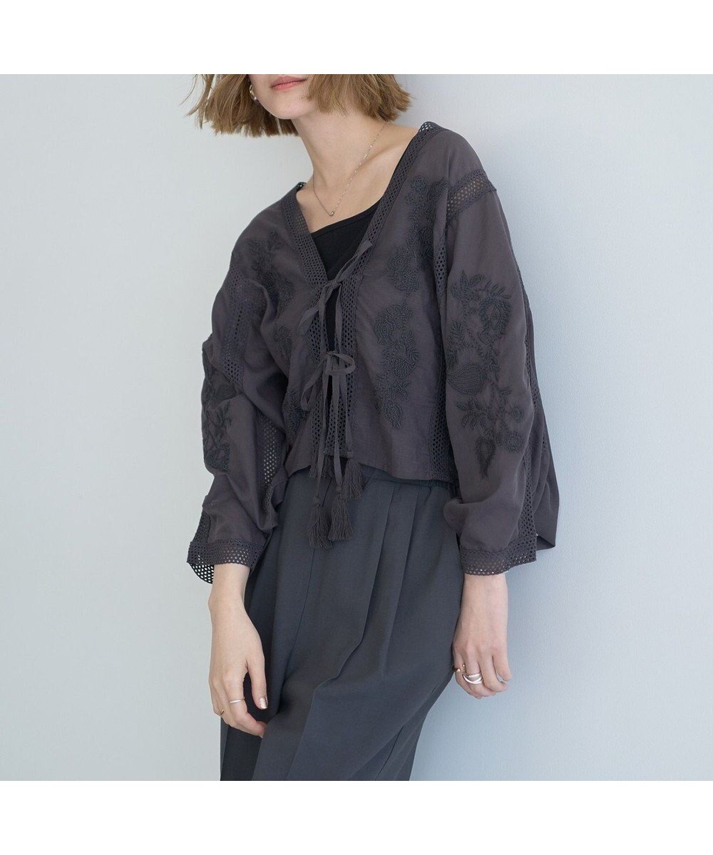 【イェッカ ヴェッカ/YECCA VECCA】の刺繍リボンライトジャケット インテリア・キッズ・メンズ・レディースファッション・服の通販 founy(ファニー) 　ファッション　Fashion　レディースファッション　Fashion for Women　アウター　Coat / Outerwear Collection　レディースジャケット・軽アウター　Jackets　ノーカラージャケット / シンプル上品コーデ　Collarless Jackets　おすすめ　Recommended / Our Picks　シンプル　Simple, Minimal　ジャケット　Jacket, Outerwear　フロント　Front, Front Design　ポケット　Pocket, Pocket Detail　モチーフ　Motif, Design Theme　リゾート　Resort, Vacation Style　リボン　Ribbon, Bow　レース　Lace, Lace Fabric　夏　Summer　春　Spring　S/S・春夏　SS, Spring/Summer, Warm Season　Charcoal Gray|ID: prp329100004607015 ipo3291000000033368699