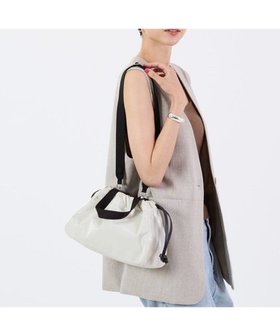 【レスポートサック/LeSportsac】のE/W CITY DRAWSTRING BAG /アップタウンパールシャイン/ブラック 人気、トレンドファッション・服の通販 founy(ファニー) ファッション Fashion レディースファッション Fashion for Women コンパクト Compact, Small Size 巾着 Drawstring Bag, Kinchaku 軽量 Lightweight, Ultra Light ショルダー Shoulder, Shoulder Strap 財布 Wallet, Purse トレンド Trend, Trending Now フォルム Silhouette, Form プリント Print, Printed Pattern ポケット Pocket, Pocket Detail ポシェット Pochette, Mini Bag モノトーン Monotone, Black and White ギフト プレゼント Gift / Present |ID:prp329100004607083
