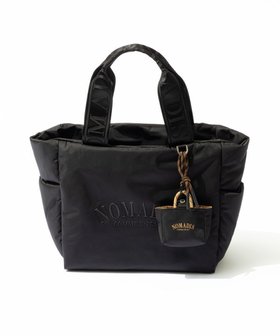 【23区/NIJYUSANKU】 【先行予約】SAC2 PADDED W トートバッグ人気、トレンドファッション・服の通販 founy(ファニー) ファッション Fashion レディースファッション Fashion for Women バッグ Bags キャンバス Canvas, Canvas Fabric ショルダー Shoulder, Shoulder Strap シンプル Simple, Minimal チャーム Charm, Pendant フォルム Silhouette, Form フロント Front, Front Design プリント Print, Printed Pattern ラップ Wrap, Wrap Design ラバー Rubber, Rubber Sole 新作・新入荷 New Arrivals / New In 2025年 2025 2025-2026秋冬・A/W Autumn/Winter 2025–26 AW25–26 |ID:prp329100004609324