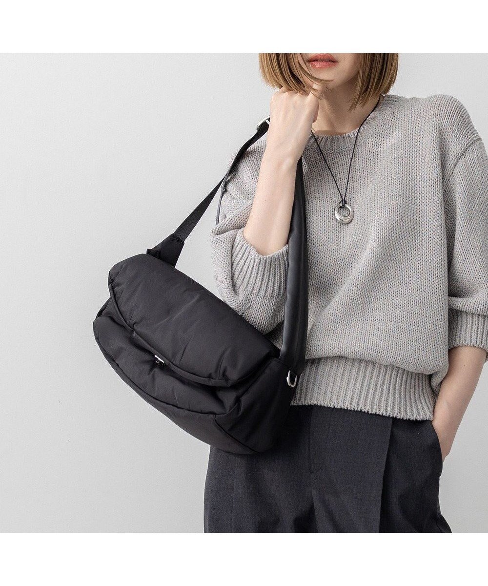 【23区/NIJYUSANKU】のNOMADIS LUCK ショルダーバッグ インテリア・キッズ・メンズ・レディースファッション・服の通販 founy(ファニー) 　ファッション　Fashion　レディースファッション　Fashion for Women　バッグ　Bags　キャンバス　Canvas, Canvas Fabric　ショルダー　Shoulder, Shoulder Strap　シンプル　Simple, Minimal　スマート　Smart, Elegant　フィット　Fit, Slim Fit　フラップ　Flap, Flap Pocket　ポケット　Pocket, Pocket Detail　ラップ　Wrap, Wrap Design　2025年　2025　2025-2026秋冬・A/W　Autumn/Winter 2025–26 AW25–26　ブラック系|ID: prp329100004609327 ipo3291000000033175783
