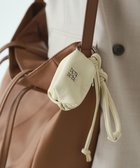 【ラシット/russet】の【2025SS新作】カラビナ付き レザーミニポーチ型チャーム(Z-220) CreamBE|ID: prp329100004609373 ipo3291000000033118697