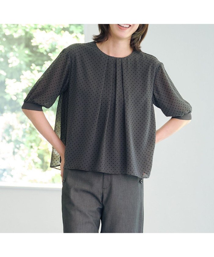 【ジェイ プレス/J.PRESS】の【洗える】ドットフロッキープリント フレア カットソー インテリア・キッズ・メンズ・レディースファッション・服の通販 founy(ファニー) https://founy.com/ ファッション Fashion レディースファッション Fashion for Women トップス・カットソー Cut & Sew Tops シャツ・ブラウス・オフィスカジュアル Elegant Blouses & Button-Ups ロングTシャツ・Tシャツ Longline T-Shirts & Tees カットソー・ベーシックTシャツ Cut-and-Sewn Tops / Stretch Tees & Basics 春 Spring 洗える Machine Washable カットソー Cut and Sewn Top シアー Sheer, See-Through シンプル Simple, Minimal デニム Denim, Jeans Material ドット Polka Dot, Dot Pattern バランス Balance, Style Balance フレア Flare, Flared ボトム Bottoms, Lower Wear リブニット Rib Knit, Ribbed Knit S/S・春夏 SS, Spring/Summer, Warm Season 夏 Summer エレガント 上品 Elegant |ID: prp329100004609687 ipo3291000000034230731