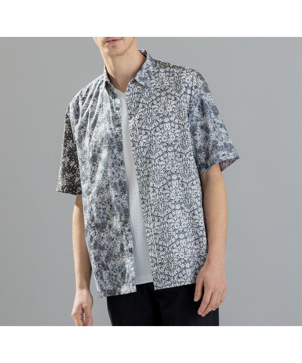 【ジョゼフ オム/JOSEPH HOMME / MEN】の【LIBERTY】クレイジーリバティ 半袖レギュラーシャツ インテリア・キッズ・メンズ・レディースファッション・服の通販 founy(ファニー) 　ファッション　Fashion　メンズファッション　Fashion for Men　トップス・カットソー　Cut & Sew Tops　メンズシャツ　Shirts　シルク　Silk, 100% Silk　セットアップ　Set-Up, Coordinated Outfit　ドレープ　Drape, Draping Fabric　パッチワーク　Patchwork, Mixed Fabric　ブロッキング　Color Blocking, Panel Design　プリント　Print, Printed Pattern　レギュラー　Regular, Standard Fit　エレガント 上品　Elegant　半袖　Short Sleeve, Half Sleeve　夏　Summer　春　Spring　S/S・春夏　SS, Spring/Summer, Warm Season　グレー系|ID: prp329100004609974 ipo3291000000032977612