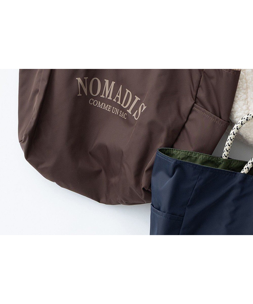【23区/NIJYUSANKU】の【新色追加/23区別注カラーあり】NOMADIS SAC2 WIDE リバーシブル トートバッグ インテリア・キッズ・メンズ・レディースファッション・服の通販 founy(ファニー) 　ファッション　Fashion　レディースファッション　Fashion for Women　バッグ　Bags　キャンバス　Canvas, Canvas Fabric　シンプル　Simple, Minimal　トートバッグ　Tote Bag, Large Shoulder Bag　プリント　Print, Printed Pattern　ポケット　Pocket, Pocket Detail　別注　Limited Edition, Custom Order　リバーシブル　Reversible, Two-Sided　【23区別注カラー】ダークブラウン×ベージュ|ID: prp329100004610025 ipo3291000000034687387