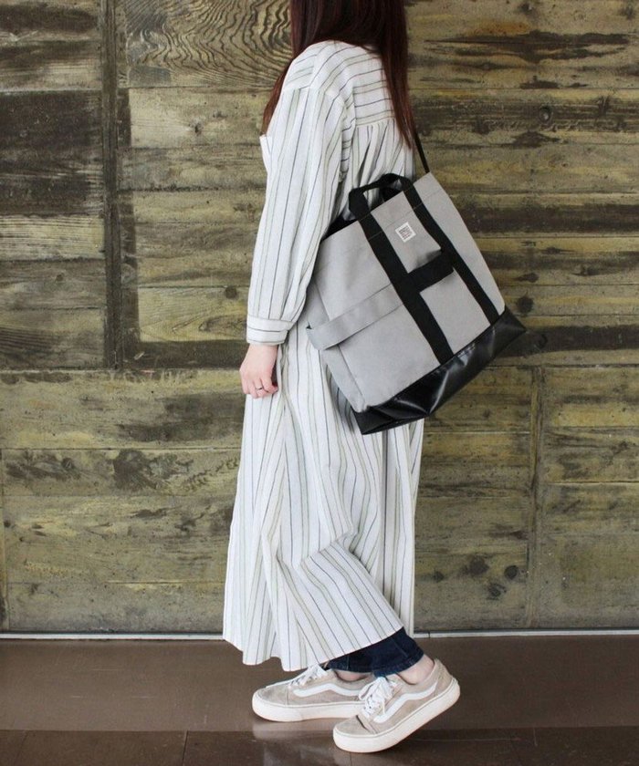 【ルートート/ROOTOTE】の1368【撥水加工】SN.グランデ.2way.シェア-A インテリア・キッズ・メンズ・レディースファッション・服の通販 founy(ファニー) https://founy.com/ ファッション Fashion レディースファッション Fashion for Women カメラ Camera Accessories 傘 Umbrella, Parasol ショルダー Shoulder, Shoulder Strap シンプル Simple, Minimal スマホ Smartphone, Mobile Device ボックス Boxy, Box Shape ポケット Pocket, Pocket Detail ループ Loop, Loop Knit ロング Long, Long-Length 再入荷 Restock / Back in Stock ビジネス 仕事 通勤 Business / Work / Commuting |ID: prp329100004610092 ipo3291000000032980092