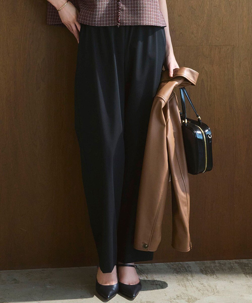 【23区/NIJYUSANKU】の【撥水加工/洗える】ドライ2WAYストレッチ ドロスト ワイド パンツ インテリア・キッズ・メンズ・レディースファッション・服の通販 founy(ファニー) 　ファッション　Fashion　レディースファッション　Fashion for Women　パンツ　Pants & Trousers　洗える　Machine Washable　吸水　Absorbent, Quick-Dry　シンプル　Simple, Minimal　ストレッチ　Stretch, Stretchy Fabric　チェック　Check, Plaid, Tartan　テーパード　Tapered, Tapered Pants　ベーシック　Basic, Essential　ボトム　Bottoms, Lower Wear　無地　Plain, Solid Color　ワイド　Wide, Wide Fit　A/W・秋冬　Autumn/Winter　S/S・春夏　SS, Spring/Summer, Warm Season　夏　Summer　2025年　2025　2025-2026秋冬・A/W　Autumn/Winter 2025–26 AW25–26　ブラック系|ID: prp329100004610143 ipo3291000000035543356