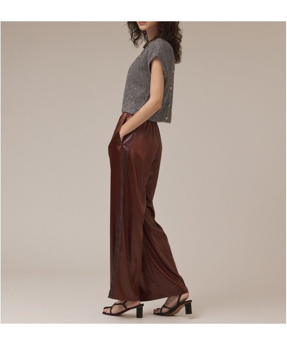 【グレース コンチネンタル/GRACE CONTINENTAL】のレザーライクパンツ インテリア・キッズ・メンズ・レディースファッション・服の通販 founy(ファニー) 　ファッション　Fashion　レディースファッション　Fashion for Women　パンツ　Pants & Trousers　コーティング　Coating, Coated Finish　サテン　Satin, Glossy Fabric　トレンド　Trend, Trending Now　リアル　Real, Realistic　リラックス　Relax, Relaxed Fit　夏　Summer　S/S・春夏　SS, Spring/Summer, Warm Season　秋　Autumn　A/W・秋冬　Autumn/Winter　ブラウン|ID: prp329100004610182 ipo3291000000033066383