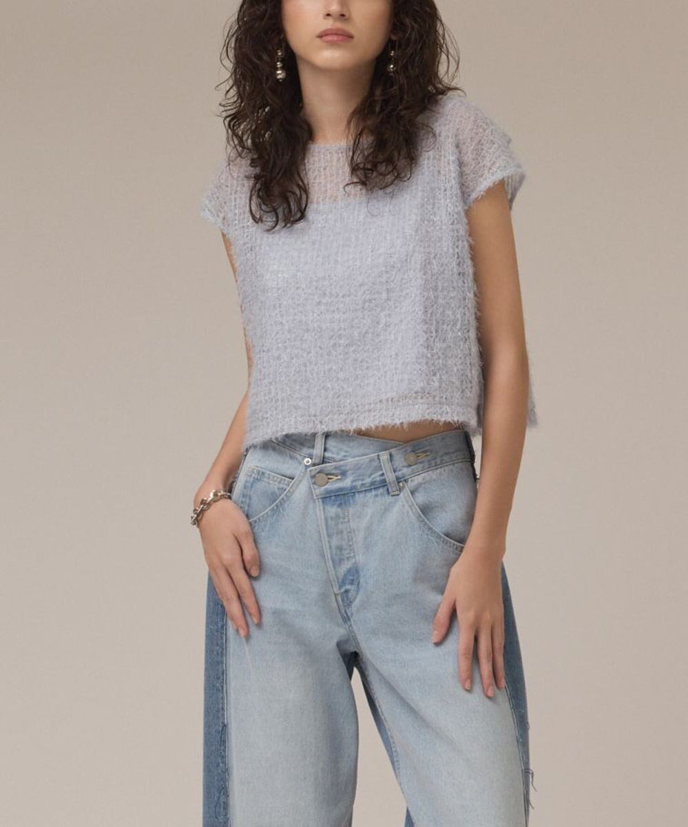 【グレース コンチネンタル/GRACE CONTINENTAL】のバックフレアチュールトップ インテリア・キッズ・メンズ・レディースファッション・服の通販 founy(ファニー) 　ファッション　Fashion　レディースファッション　Fashion for Women　トップス・カットソー　Cut & Sew Tops　シャツ・ブラウス・オフィスカジュアル　Elegant Blouses & Button-Ups　ロングTシャツ・Tシャツ　Longline T-Shirts & Tees　カットソー・ベーシックTシャツ　Cut-and-Sewn Tops / Stretch Tees & Basics　春　Spring　秋　Autumn　カットソー　Cut and Sewn Top　スリーブ　Sleeve, Long Sleeve / Short Sleeve　セットアップ　Set-Up, Coordinated Outfit　チュール　Tulip, Tulip Motif　ツイード　Twill, Twill Weave　フェザーヤーン　Feather Yarn, Fluffy Yarn　フリル　Frill, Ruffle　フレンチ　French, French Style　S/S・春夏　SS, Spring/Summer, Warm Season　夏　Summer　ブルー|ID: prp329100004610189 ipo3291000000033066405