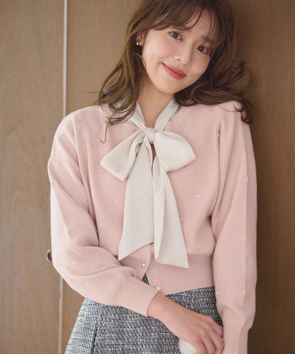 【フェルゥ/Feroux】の【洗える】2WAY ハート刺繍 パールボタンカーディガン インテリア・キッズ・メンズ・レディースファッション・服の通販 founy(ファニー) ファッション Fashion レディースファッション Fashion for Women トップス・カットソー Cut & Sew Tops カーディガン・羽織り Layered Style Cardigans カーディガン Cardigan, Knitwear パール Pearl, Pearl Accent エレガント 上品 Elegant 洗える Machine Washable A/W・秋冬 Autumn/Winter ピンク系|ID: prp329100004611111 ipo3291000000034298096