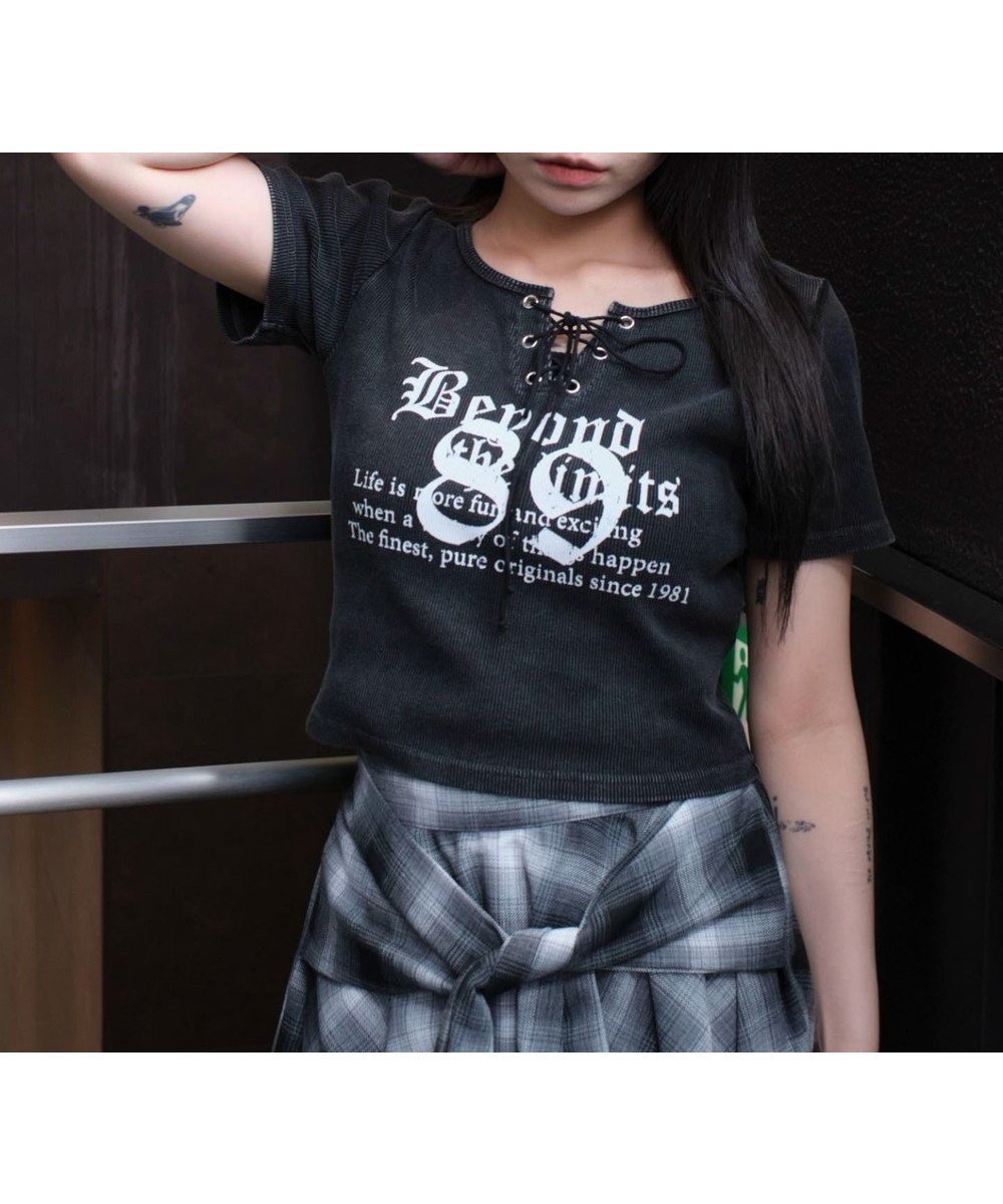 【ウィゴー/WEGO】のグラフィックレースアップちびT 人気、トレンドファッション・服の通販 founy(ファニー) 　ファッション　Fashion　レディースファッション　Fashion for Women　トップス・カットソー　Cut & Sew Tops　シャツ・ブラウス・オフィスカジュアル　Elegant Blouses & Button-Ups　ロングTシャツ・Tシャツ　Longline T-Shirts & Tees　カットソー・ベーシックTシャツ　Cut-and-Sewn Tops / Stretch Tees & Basics　春　Spring　カットソー　Cut and Sewn Top　カーゴパンツ　Cargo Pants, Utility Pants　グラフィック　Graphic, Graphic Design　ショート　Short, Short Length　スマホ　Smartphone, Mobile Device　トレンド　Trend, Trending Now　フリル　Frill, Ruffle　ボトム　Bottoms, Lower Wear　半袖　Short Sleeve, Half Sleeve　レース　Lace, Lace Fabric　S/S・春夏　SS, Spring/Summer, Warm Season　夏　Summer　 other-1|ID: prp329100004611253 ipo3291000000033066124