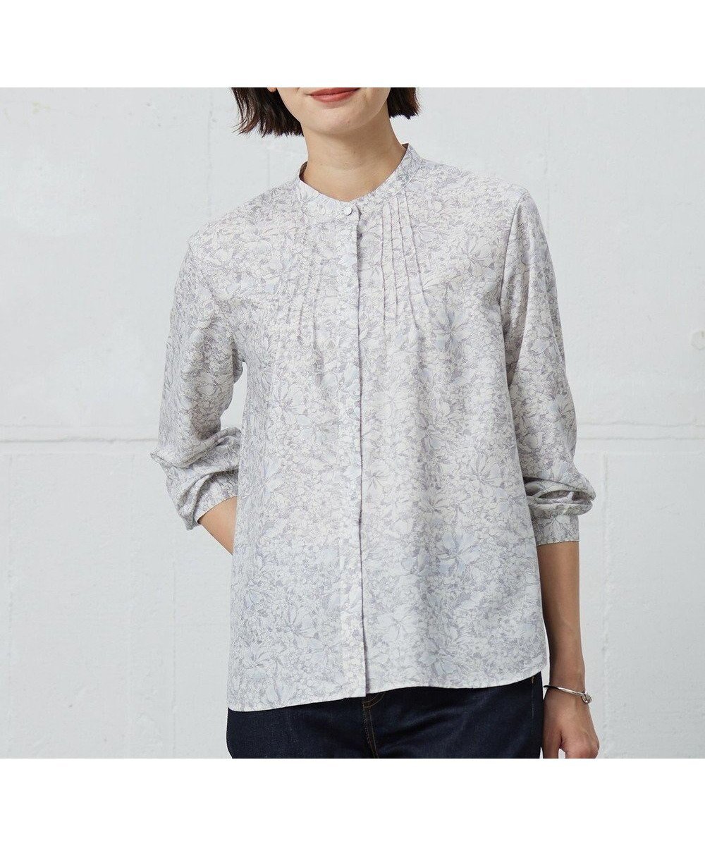 【ジェイ プレス/J.PRESS】の【洗える】ポリエチレンスパンブロードフラワープリント ブラウス インテリア・キッズ・メンズ・レディースファッション・服の通販 founy(ファニー) 　ファッション　Fashion　レディースファッション　Fashion for Women　トップス・カットソー　Cut & Sew Tops　シャツ・ブラウス・オフィスカジュアル　Elegant Blouses & Button-Ups　花柄・フラワープリント・モチーフ　Floral Prints & Motifs / Flower Pattern Tops　春　Spring　洗える　Machine Washable　デニム　Denim, Jeans Material　ブロード　Broadcloth, Fine Cotton　プリント　Print, Printed Pattern　ワイド　Wide, Wide Fit　S/S・春夏　SS, Spring/Summer, Warm Season　おすすめ　Recommended / Our Picks　夏　Summer　エレガント 上品　Elegant　ベージュ×サックスブルー系|ID: prp329100004613684 ipo3291000000033643769