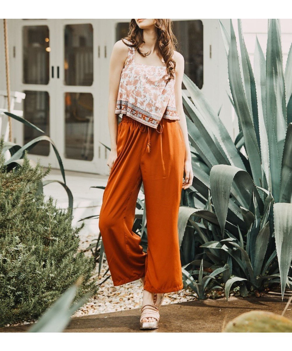 【三愛水着楽園/San-ai Resort】の【UPF50+】 ロングパンツ M【Coral veil(コーラルヴェール)】 インテリア・キッズ・メンズ・レディースファッション・服の通販 founy(ファニー) ファッション Fashion レディースファッション Fashion for Women 水着 Swimwear レディース水着・ビーチウェア Swimwear & Beachwear おすすめ Recommended / Our Picks サテン Satin, Glossy Fabric ビーチ Beach, Seaside フィット Fit, Slim Fit リゾート Resort, Vacation Style リラックス Relax, Relaxed Fit ロング Long, Long-Length 夏 Summer S/S・春夏 SS, Spring/Summer, Warm Season 水着 Swimsuit, Swimwear A/W・秋冬 Autumn/Winter オレンジ|ID: prp329100004613719 ipo3291000000034252430