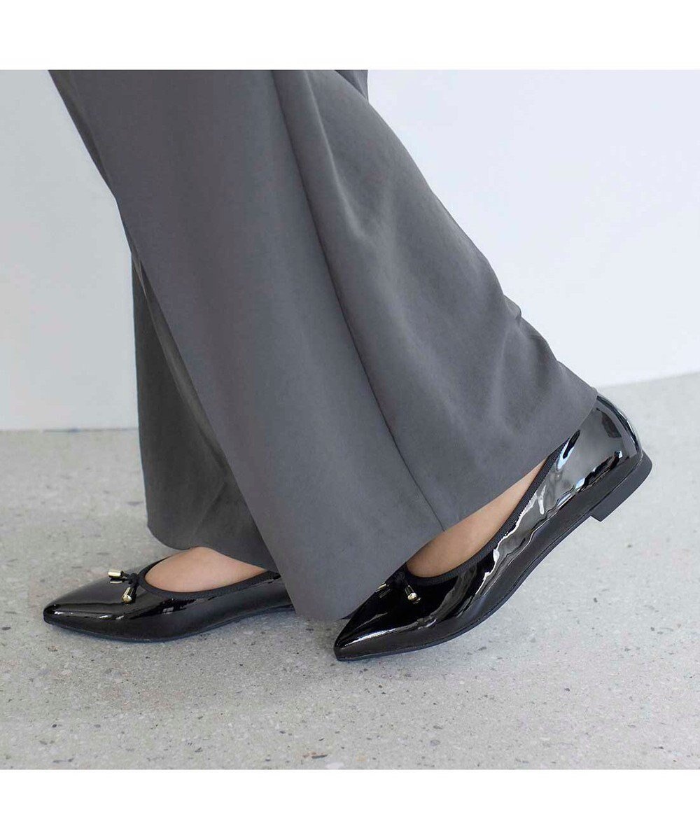 【モード エ ジャコモ/MODE ET JACOMO】のcarino 【レイン対応】中敷きデザインバレエシューズ インテリア・キッズ・メンズ・レディースファッション・服の通販 founy(ファニー) 　ファッション　Fashion　レディースファッション　Fashion for Women　エナメル　Patent Leather　オケージョン　Occasion Wear　クール　Cool, Chic　軽量　Lightweight, Ultra Light　シューズ　Shoes, Footwear　シルバー　Silver, Metallic Silver　シンプル　Simple, Minimal　スタイリッシュ　Stylish, Fashionable　バレエ　Ballet, Ballet Style　フェミニン　Feminine, Girly　フラット　Flat, Flat Shoes　ポインテッド　Pointed Toe, Sharp Toe　ラウンド　Round, Round Neck　レイン　Rain, Rainproof　おすすめ　Recommended / Our Picks　エレガント 上品　Elegant　ビジネス 仕事 通勤　Business / Work / Commuting　ブラックエナメル|ID: prp329100004613730 ipo3291000000033030217