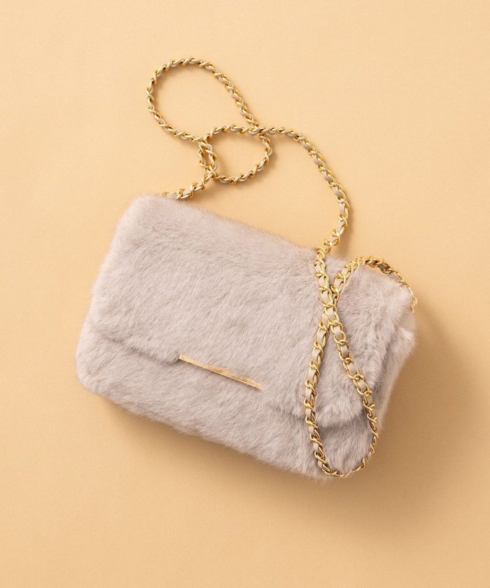 【23区/NIJYUSANKU】のフェイクファー ショルダーバッグ インテリア・キッズ・メンズ・レディースファッション・服の通販 founy(ファニー) https://founy.com/ ファッション Fashion レディースファッション Fashion for Women バッグ Bags 2024年 2024 2024-2025秋冬・A/W Autumn/Winter 2024–25 AW24–25 おすすめ Recommended / Our Picks キルティング Quilted, Quilting クラシック Classic, Timeless Style クラッチ Clutch, Clutch Bag クール Cool, Chic ショルダー Shoulder, Shoulder Strap チェーン Chain, Chain Strap フェイクファー Faux Fur, Imitation Fur フラット Flat, Flat Shoes ポケット Pocket, Pocket Detail エレガント 上品 Elegant 財布 Wallet, Purse |ID: prp329100004613783 ipo3291000000034505230