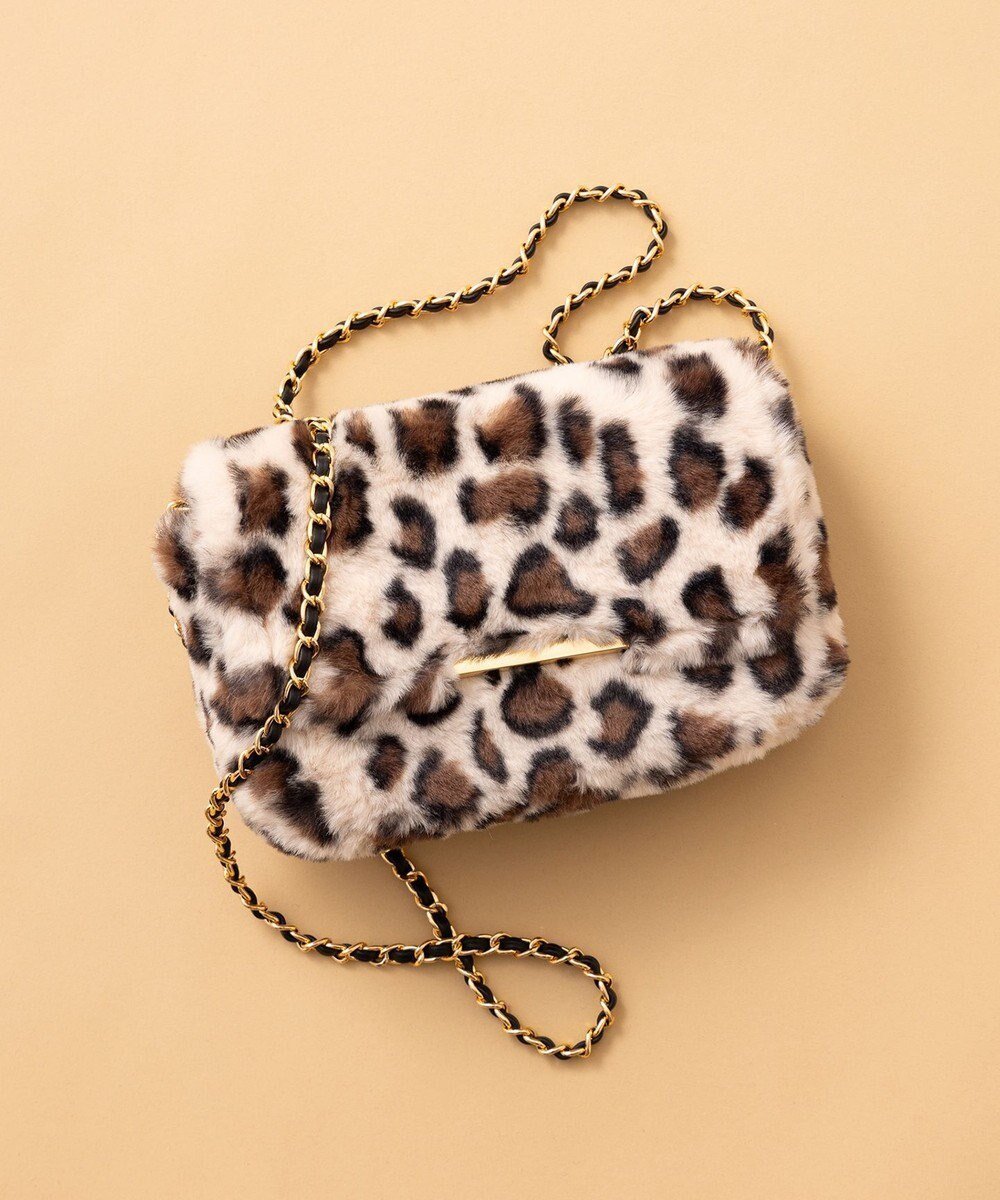 【23区/NIJYUSANKU】のフェイクファー ショルダーバッグ インテリア・キッズ・メンズ・レディースファッション・服の通販 founy(ファニー) ファッション Fashion レディースファッション Fashion for Women バッグ Bags キルティング Quilted, Quilting クラシック Classic, Timeless Style クラッチ Clutch, Clutch Bag クール Cool, Chic ショルダー Shoulder, Shoulder Strap 財布 Wallet, Purse チェーン Chain, Chain Strap フェイクファー Faux Fur, Imitation Fur フラット Flat, Flat Shoes ポケット Pocket, Pocket Detail おすすめ Recommended / Our Picks 2024年 2024 エレガント 上品 Elegant 2024-2025秋冬・A/W Autumn/Winter 2024–25 AW24–25 キャメルレオパード|ID: prp329100004613783 ipo3291000000034505232