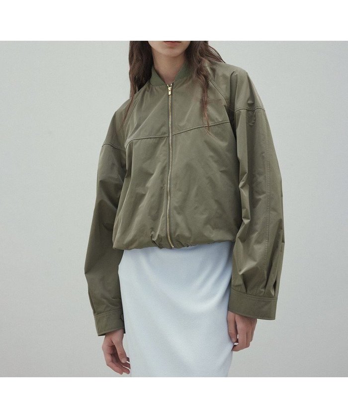 【ベイジ,/BEIGE,】の【洗える】LOTUS / ライトショートブルゾン インテリア・キッズ・メンズ・レディースファッション・服の通販 founy(ファニー) https://founy.com/ ファッション Fashion レディースファッション Fashion for Women アウター Coat / Outerwear Collection レディースジャケット・軽アウター Jackets ブルゾンジャケット・スポーティアウター Blouson Jackets 春 Spring 洗える Machine Washable 秋 Autumn ショート Short, Short Length シンプル Simple, Minimal ジャケット Jacket, Outerwear フォルム Silhouette, Form ブルゾン Blouson, Bomber Jacket ロング Long, Long-Length ワイド Wide, Wide Fit S/S・春夏 SS, Spring/Summer, Warm Season 夏 Summer エレガント 上品 Elegant |ID: prp329100004614142 ipo3291000000033036092