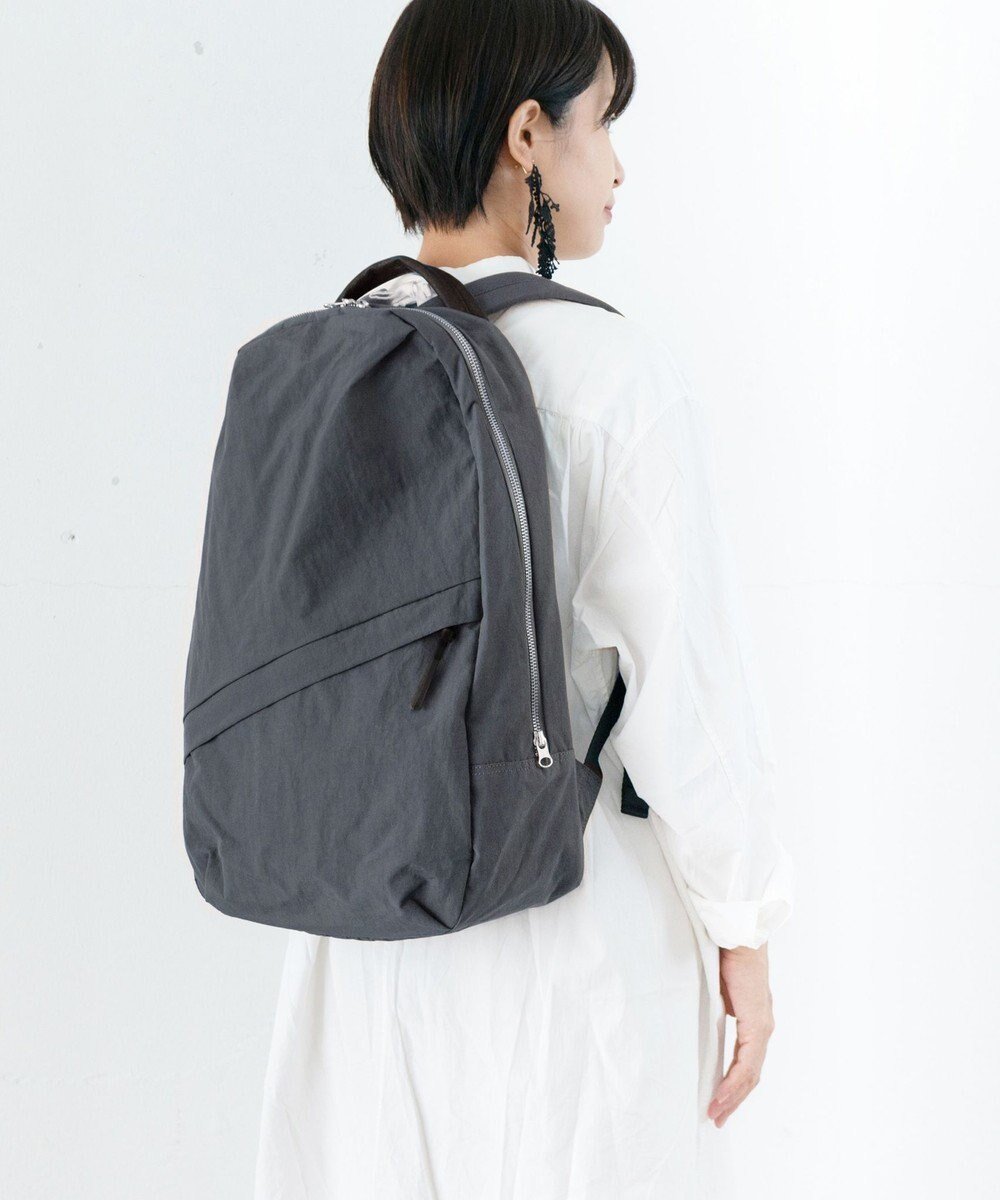 【ニジュウ カノウ/NIZYU KANO】のLIGHT NYLONリュック Mサイズ インテリア・キッズ・メンズ・レディースファッション・服の通販 founy(ファニー) ファッション Fashion レディースファッション Fashion for Women バッグ Bags 軽量 Lightweight, Ultra Light ショルダー Shoulder, Shoulder Strap シンプル Simple, Minimal ポケット Pocket, Pocket Detail メタル Metal, Metal Parts メッシュ Mesh, Net Fabric リュック Backpack, Rucksack 旅行 Travel ビジネス 仕事 通勤 Business / Work / Commuting スレートグレー|ID: prp329100004614149 ipo3291000000034246494