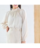 【フェルゥ/Feroux】の【WEB一部店舗限定】スタンドネック ブラウス 人気、トレンドファッション・服の通販 founy(ファニー) ファッション Fashion レディースファッション Fashion for Women トップス・カットソー Cut & Sew Tops シャツ・ブラウス・オフィスカジュアル Elegant Blouses & Button-Ups インナー Innerwear サテン Satin, Glossy Fabric シャーリング Shirring, Ruched シンプル Simple, Minimal スタンド Stand Collar, Upright Stand ベーシック Basic, Essential 人気 Popular, Best Seller 今季 This Season, Current Season 冬 Winter / This Winter A/W・秋冬 Autumn/Winter thumbnail アイボリー系|ID: prp329100004614293 ipo3291000000033712715