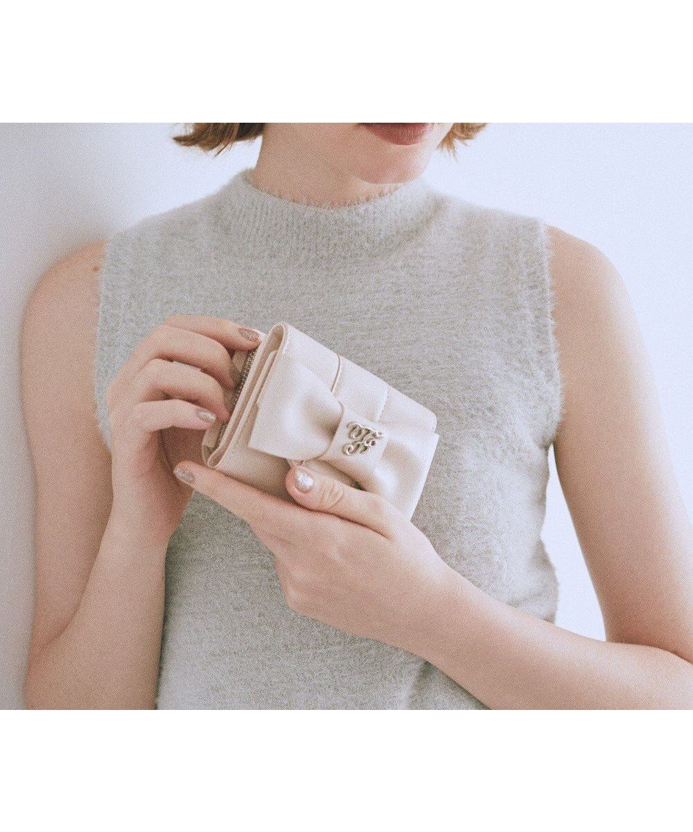 【メゾンドフルール/Maison de FLEUR】のベルトリボンミニウォレット インテリア・キッズ・メンズ・レディースファッション・服の通販 founy(ファニー) 　ファッション　Fashion　レディースファッション　Fashion for Women　ミニ財布・二つ折り財布　Wallets & Card Cases　ベルト&ウエストマーク　Belts & Waist Accessories　新作・新入荷　New Arrivals / New In　シルバー　Silver, Metallic Silver　ポケット　Pocket, Pocket Detail　モチーフ　Motif, Design Theme　リボン　Ribbon, Bow　エレガント 上品　Elegant　財布　Wallet, Purse　Pink|ID: prp329100004614611 ipo3291000000033043890