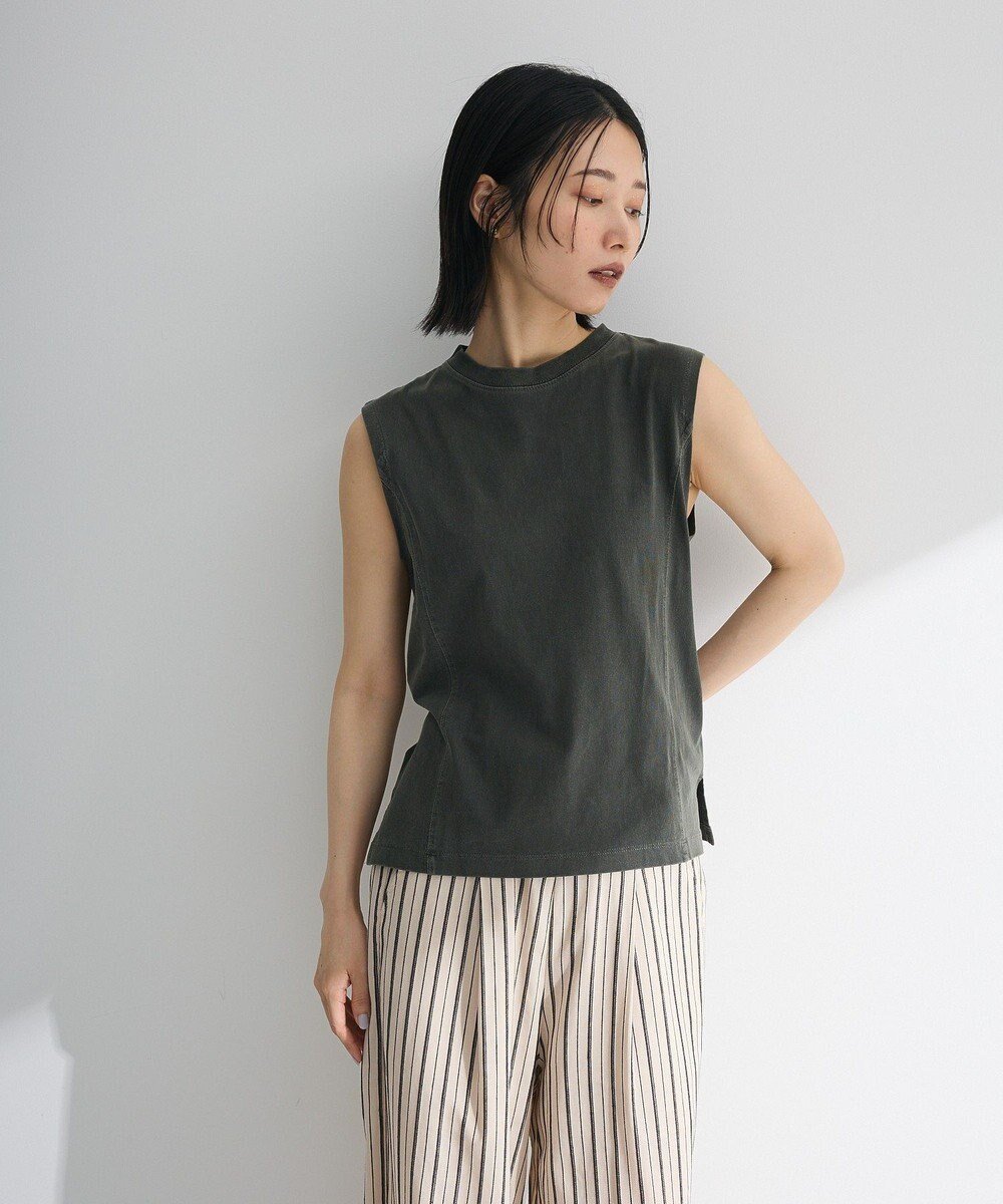 【グリーンパークス/Green Parks】の・DOUBLE FLAGS ピグメント切替ノースリ インテリア・キッズ・メンズ・レディースファッション・服の通販 founy(ファニー) 　ファッション　Fashion　レディースファッション　Fashion for Women　トップス・カットソー　Cut & Sew Tops　シャツ・ブラウス・オフィスカジュアル　Elegant Blouses & Button-Ups　ロングTシャツ・Tシャツ　Longline T-Shirts & Tees　カットソー・ベーシックTシャツ　Cut-and-Sewn Tops / Stretch Tees & Basics　新作・新入荷　New Arrivals / New In　カットソー　Cut and Sewn Top　シンプル　Simple, Minimal　ノースリーブ　Sleeveless, No-Sleeve　フィット　Fit, Slim Fit　ポケット　Pocket, Pocket Detail　ヴィンテージ　Vintage Style　切替　Switching, Contrast Panel　A/W・秋冬　Autumn/Winter　Charcoal Gray|ID: prp329100004614612 ipo3291000000033043910