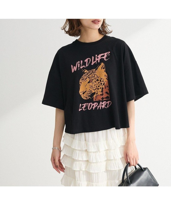【グリーンパークス/Green Parks】の・DOUBLE FLAGS レオパードプリントTEE インテリア・キッズ・メンズ・レディースファッション・服の通販 founy(ファニー) https://founy.com/ ファッション Fashion レディースファッション Fashion for Women トップス・カットソー Cut & Sew Tops シャツ・ブラウス・オフィスカジュアル Elegant Blouses & Button-Ups ロングTシャツ・Tシャツ Longline T-Shirts & Tees カットソー・ベーシックTシャツ Cut-and-Sewn Tops / Stretch Tees & Basics 新作・新入荷 New Arrivals / New In おすすめ Recommended / Our Picks カットソー Cut and Sewn Top トレンド Trend, Trending Now プリント Print, Printed Pattern ボトム Bottoms, Lower Wear ポケット Pocket, Pocket Detail モチーフ Motif, Design Theme ワイド Wide, Wide Fit A/W・秋冬 Autumn/Winter |ID: prp329100004614615 ipo3291000000033043945