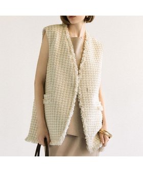 【23区/NIJYUSANKU】のGIOLICA オータム ツイード ジレ 人気、トレンドファッション・服の通販 founy(ファニー) ファッション Fashion レディースファッション Fashion for Women アウター Coat / Outerwear Collection レディースジャケット・軽アウター Jackets イタリア Italy オータム Autumn Fashion 秋 Autumn クラシック Classic, Timeless Style ジャケット Jacket, Outerwear ツイード／ツィード Choker, Choker Necklace ツイード Twill, Twill Weave テクスチャー Texture, Textured Fabric デニム Denim, Jeans Material トレンド Trend, Trending Now フランス France, French フリンジ Fringe, Tassel ミックス Mix, Mixed Style モノトーン Monotone, Black and White A/W・秋冬 Autumn/Winter エレガント 上品 Elegant 2025年 2025 2025-2026秋冬・A/W Autumn/Winter 2025–26 AW25–26 |ID:prp329100004614700