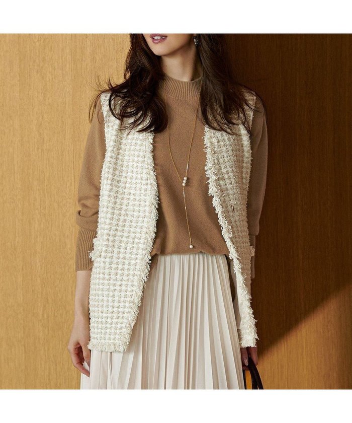 【23区/NIJYUSANKU】の【GLOW10月号掲載】GIOLICA オータム ツイード ジレ インテリア・キッズ・メンズ・レディースファッション・服の通販 founy(ファニー) https://founy.com/ 雑誌掲載アイテム Magazine Picks & Fashion Features ファッション雑誌 Fashion Magazines グロー GLOW ファッション Fashion レディースファッション Fashion for Women アウター Coat / Outerwear Collection レディースジャケット・軽アウター Jackets イタリア Italy オータム Autumn Fashion 秋 Autumn クラシック Classic, Timeless Style 10月号 October Issue ジャケット Jacket, Outerwear 雑誌 Magazine, Fashion Magazine ツイード／ツィード Choker, Choker Necklace ツイード Twill, Twill Weave テクスチャー Texture, Textured Fabric デニム Denim, Jeans Material トレンド Trend, Trending Now フランス France, French フリンジ Fringe, Tassel ミックス Mix, Mixed Style モノトーン Monotone, Black and White A/W・秋冬 Autumn/Winter エレガント 上品 Elegant 2025年 2025 2025-2026秋冬・A/W Autumn/Winter 2025–26 AW25–26 |ID: prp329100004614700 ipo3291000000034143647