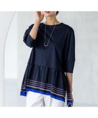 【23区/NIJYUSANKU】の【先行予約/汗じみ防止加工】スカーフプリントコンビ ヘムデザイン チュニック ネイビー×ミッドナイトブルー|ID:prp329100004614704