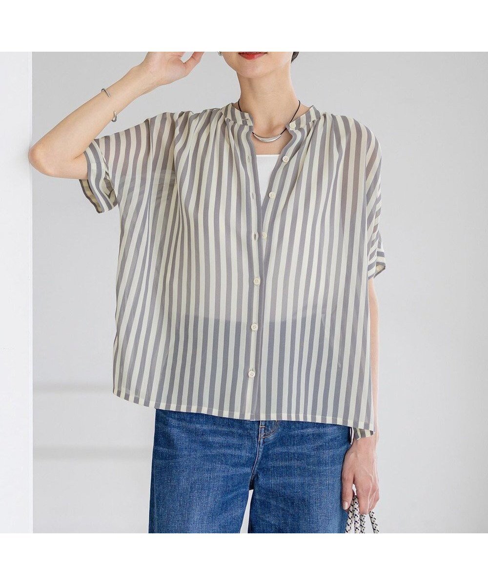【23区/NIJYUSANKU】の【WEB 一部店舗限定/洗える】ストライププリント シフォン ブラウス インテリア・キッズ・メンズ・レディースファッション・服の通販 founy(ファニー) 　ファッション　Fashion　レディースファッション　Fashion for Women　トップス・カットソー　Cut & Sew Tops　シャツ・ブラウス・オフィスカジュアル　Elegant Blouses & Button-Ups　エアリー　Airy Texture　春　Spring　洗える　Machine Washable　ギャザー　Gathered, Ruffled　シフォン　Chiffon, Lightweight Fabric　ストライプ　Stripe, Striped Pattern　プリント　Print, Printed Pattern　ボトム　Bottoms, Lower Wear　S/S・春夏　SS, Spring/Summer, Warm Season　おすすめ　Recommended / Our Picks　夏　Summer　エレガント 上品　Elegant　2025年　2025　2025春夏・S/S　Spring/Summer 2025 SS25　ライトグレーストライプ|ID: prp329100004614714 ipo3291000000033346961