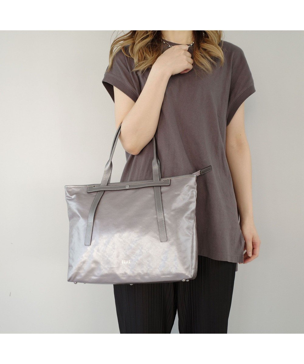 【ペレボルサ/PELLE BORSA】のサイズチェンジトートバッグ Alive アライブ 4442 インテリア・キッズ・メンズ・レディースファッション・服の通販 founy(ファニー) 　ファッション　Fashion　レディースファッション　Fashion for Women　バッグ　Bags　コーティング　Coating, Coated Finish　抗菌　Antibacterial, Bacteria-Resistant　軽量　Lightweight, Ultra Light　ジャカード／ジャガード　Jacquard, Woven Pattern　スマート　Smart, Elegant　財布　Wallet, Purse　ダメージ　Distressed, Destroyed　パール　Pearl, Pearl Accent　ポケット　Pocket, Pocket Detail　ポーチ　Pouch, Small Case　モチーフ　Motif, Design Theme　ループ　Loop, Loop Knit　おすすめ　Recommended / Our Picks　旅行　Travel　ビジネス 仕事 通勤　Business / Work / Commuting　ガンメタ|ID: prp329100004615118 ipo3291000000033681577
