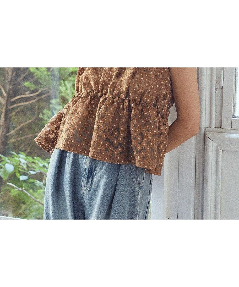 【アースミュージックアンドエコロジー/earth music&ecology】のキラキラフラワー刺繍ビスチェ インテリア・キッズ・メンズ・レディースファッション・服の通販 founy(ファニー) 　ファッション　Fashion　レディースファッション　Fashion for Women　アウター　Coat / Outerwear Collection　トップス・カットソー　Cut & Sew Tops　ベスト&ジレ / 重ね着スタイル　Vests & Gilets　ビスチェ　Bustiers & Corset Tops / Layered Bustier Style　新作・新入荷　New Arrivals / New In　おすすめ　Recommended / Our Picks　チュール　Tulip, Tulip Motif　トレンド　Trend, Trending Now　ビスチェ　Bustier, Corset Top　フェミニン　Feminine, Girly　フラワー　Flower, Floral　フレア　Flare, Flared　ベスト　Vest, Waistcoat　ポケット　Pocket, Pocket Detail　ラップ　Wrap, Wrap Design　A/W・秋冬　Autumn/Winter　Brown|ID: prp329100004615136 ipo3291000000033050440