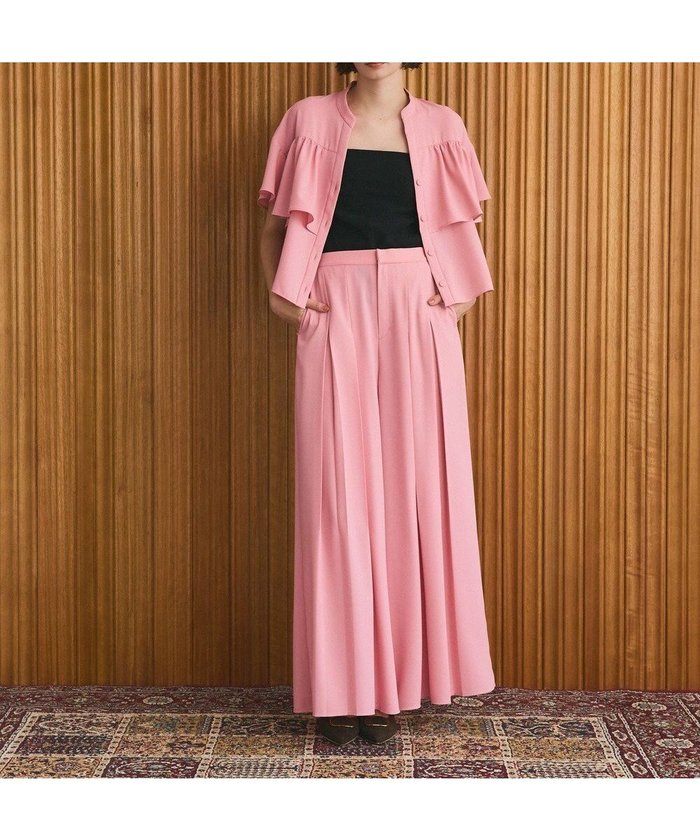 【グレース コンチネンタル/GRACE CONTINENTAL】のボックスプリーツパンツ インテリア・キッズ・メンズ・レディースファッション・服の通販 founy(ファニー) https://founy.com/ ファッション Fashion レディースファッション Fashion for Women パンツ Pants & Trousers おすすめ Recommended / Our Picks なめらか Smooth, Silky Texture サテン Satin, Glossy Fabric セットアップ Set-Up, Coordinated Outfit プリーツ Pleats, Pleated ボックス Boxy, Box Shape ワイド Wide, Wide Fit 夏 Summer 春 Spring S/S・春夏 SS, Spring/Summer, Warm Season |ID: prp329100004615233 ipo3291000000033367766
