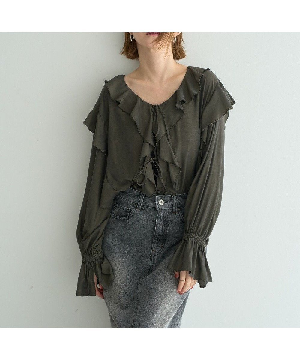 【イェッカ ヴェッカ/YECCA VECCA】のラッフルリボンロングブラウス インテリア・キッズ・メンズ・レディースファッション・服の通販 founy(ファニー) 　ファッション　Fashion　レディースファッション　Fashion for Women　トップス・カットソー　Cut & Sew Tops　シャツ・ブラウス・オフィスカジュアル　Elegant Blouses & Button-Ups　スリーブ　Sleeve, Long Sleeve / Short Sleeve　フェミニン　Feminine, Girly　フロント　Front, Front Design　ポケット　Pocket, Pocket Detail　リボン　Ribbon, Bow　エレガント 上品　Elegant　A/W・秋冬　Autumn/Winter　羽織　Haori, Light Jacket　Dark Khaki|ID: prp329100004616465 ipo3291000000033323712